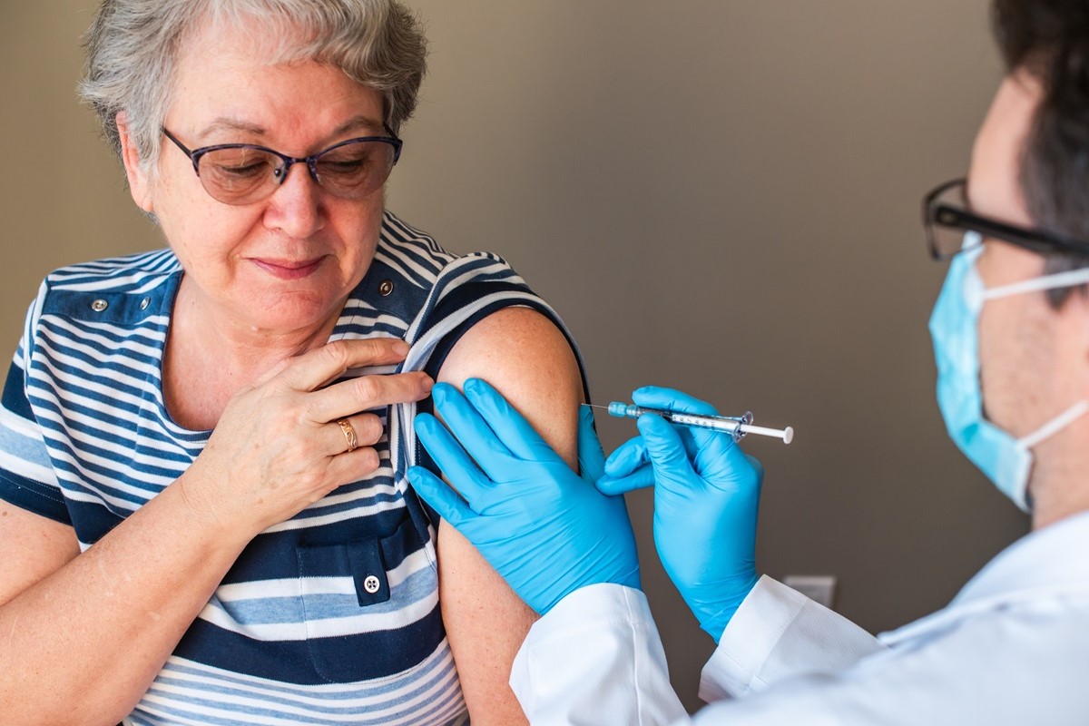 ワクチン接種がアルツハイマー病の発症抑制に効果？　インフル、帯状疱疹ワクチンでも