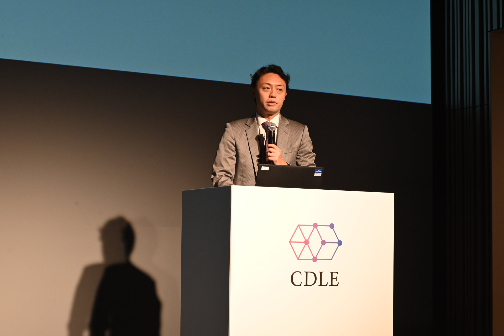 松尾豊が語る「和製AIが世界で勝つ」方法　カギを握る企業特化型LLM