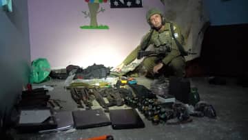 イスラエル軍、ガザの病院急襲　「テロ拠点」人質形跡も
