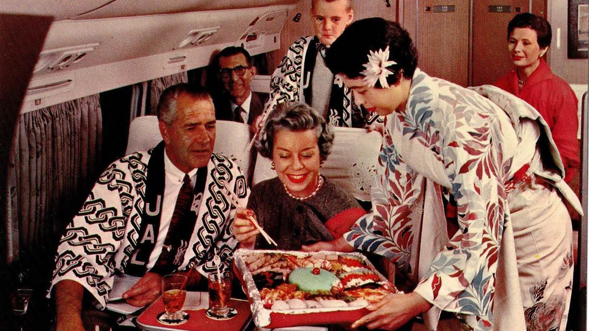 本当に｢普通の着物｣で乗務していた1959年入社の元CAが語る｢JALファーストクラス｣のすごいサービス