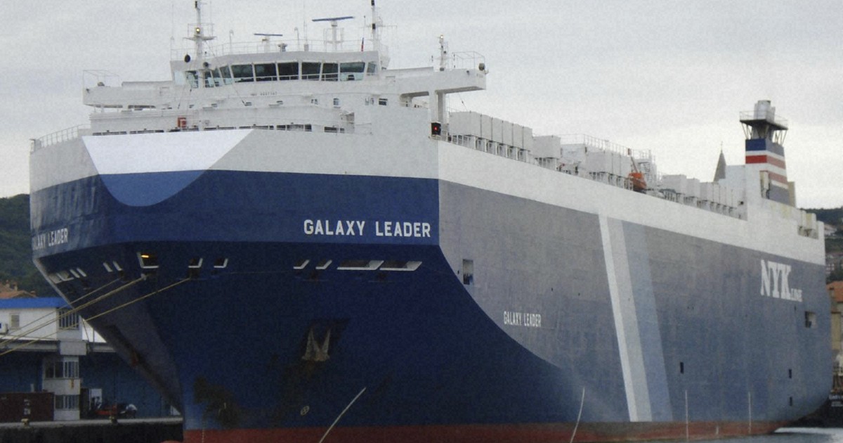 要衝・スエズ航路で船舶拿捕　車も穀物も日本企業に衝撃と警戒
