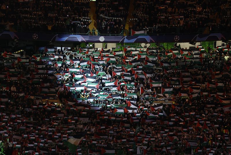 サッカー＝セルティック、ファンがパレスチナの旗を振り罰金
