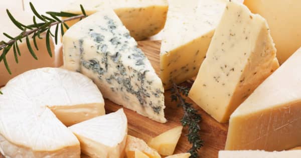 チーズ市場、直食系チーズは苦戦する一方、料理用チーズは堅調に推移