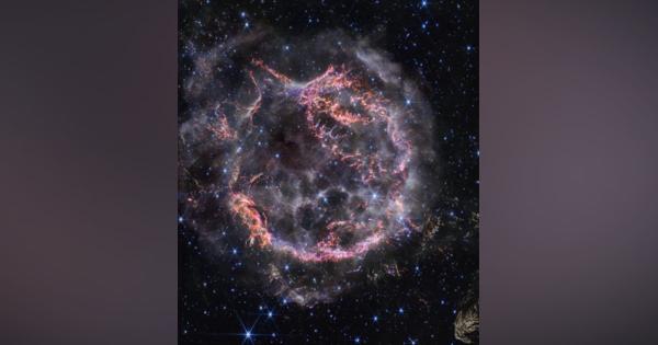 ウェッブ宇宙望遠鏡で捉えた超新星残骸「カシオペヤ座A」