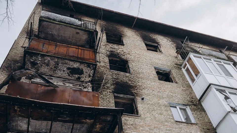 ウクライナ政府、破壊された住宅再建を目指しクラウドファンディング中
