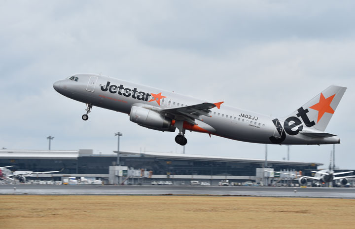 ジェットスター・ジャパン、パイロットがスト実施も22日は通常運航　年末年始に影響も