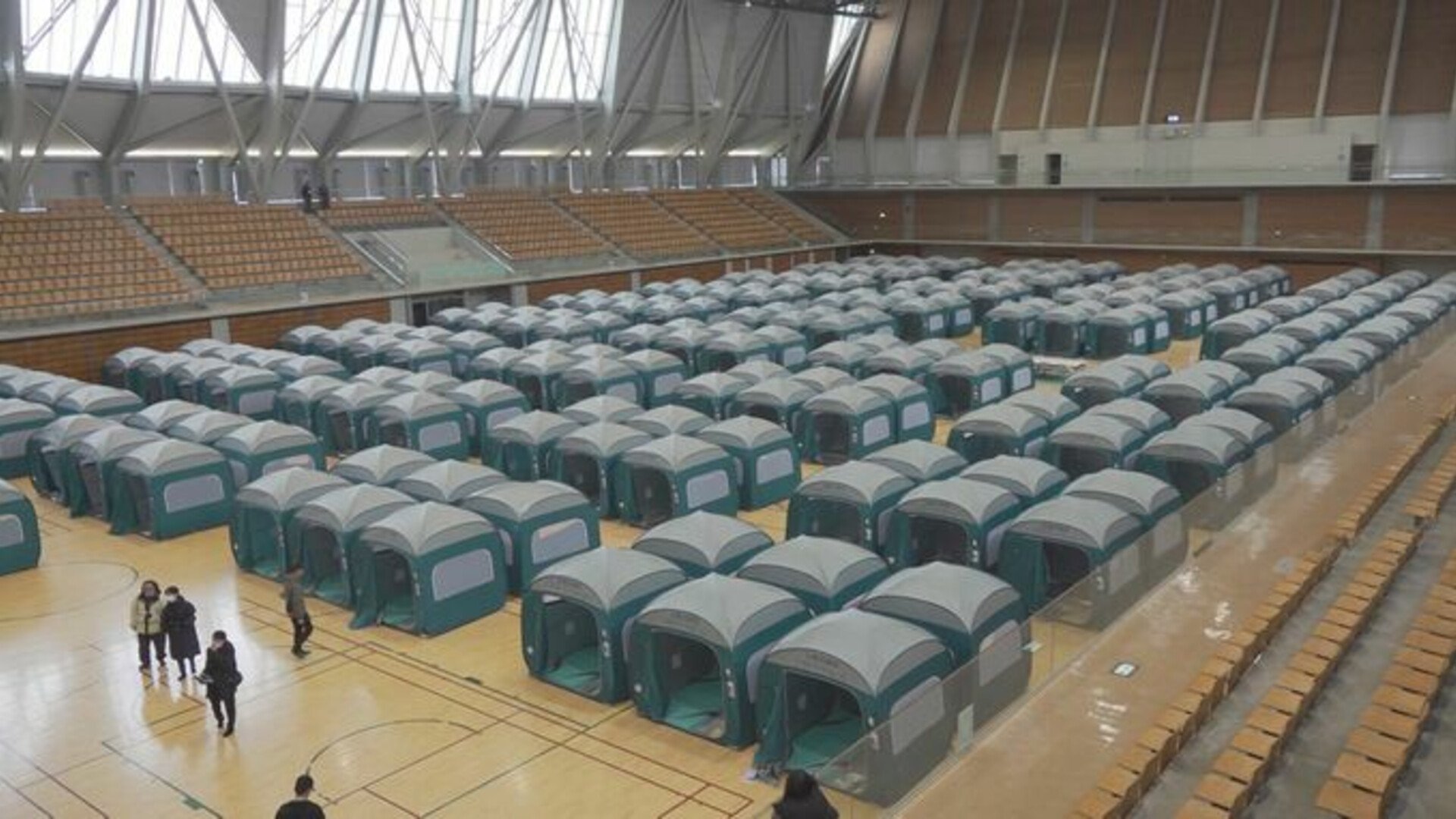 石川県・馳知事　一時的な避難施設の視察「災害関連死を何としても防がなければならない」　能登半島地震から1週間