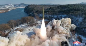 北朝鮮「極超音速兵器」を実験　迎撃困難、脅威高まる