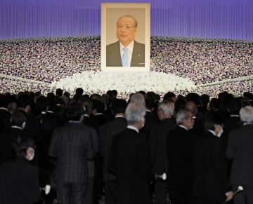 池田大作名誉会長、お別れの会 創価学会、2600人が参列 (共同通信)