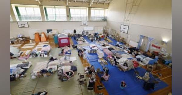 被災者ら「避難所ガチャ」と嘆き　食事や設備、支援に格差