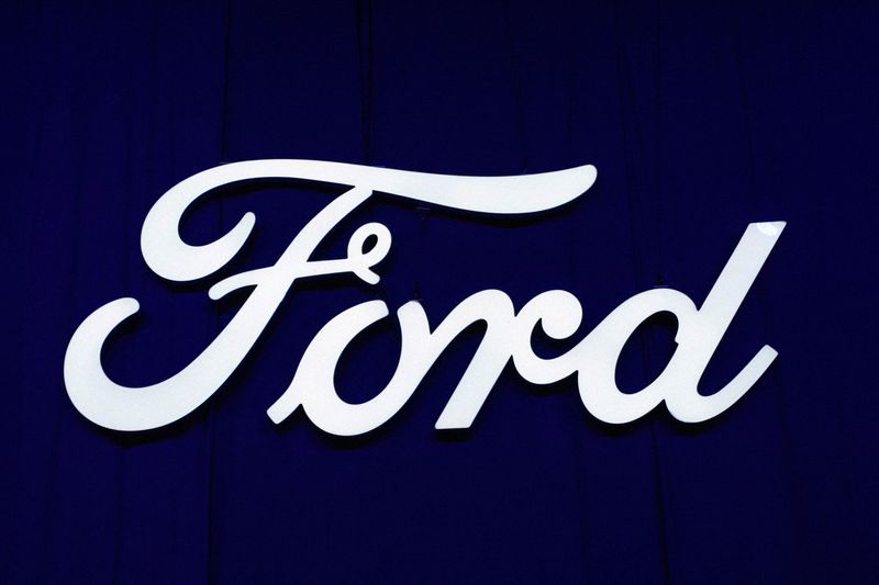 フォード、1月のＥＶ販売は11％減　ハイブリッド車は42％増