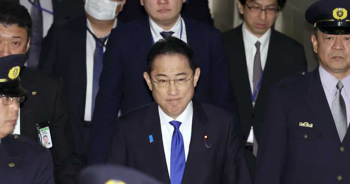 岸田首相、　自民党全議員アンケートの週内実施表明　「説明責任果たす」　衆院予算委