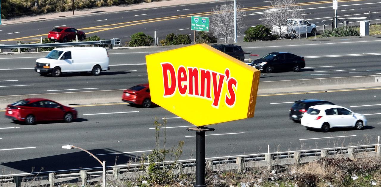 理由は「安全上の懸念」米カリフォルニア州オークランドで、54年間営業してきたデニーズが閉店