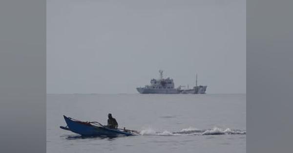 中国、比巡視船を強制退去　南シナ海スカボロー礁