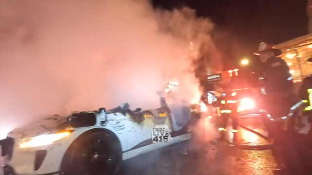 無人の自動運転車を暴徒が破壊・放火。サンフランシスコでWaymoのロボタクシーが被害に