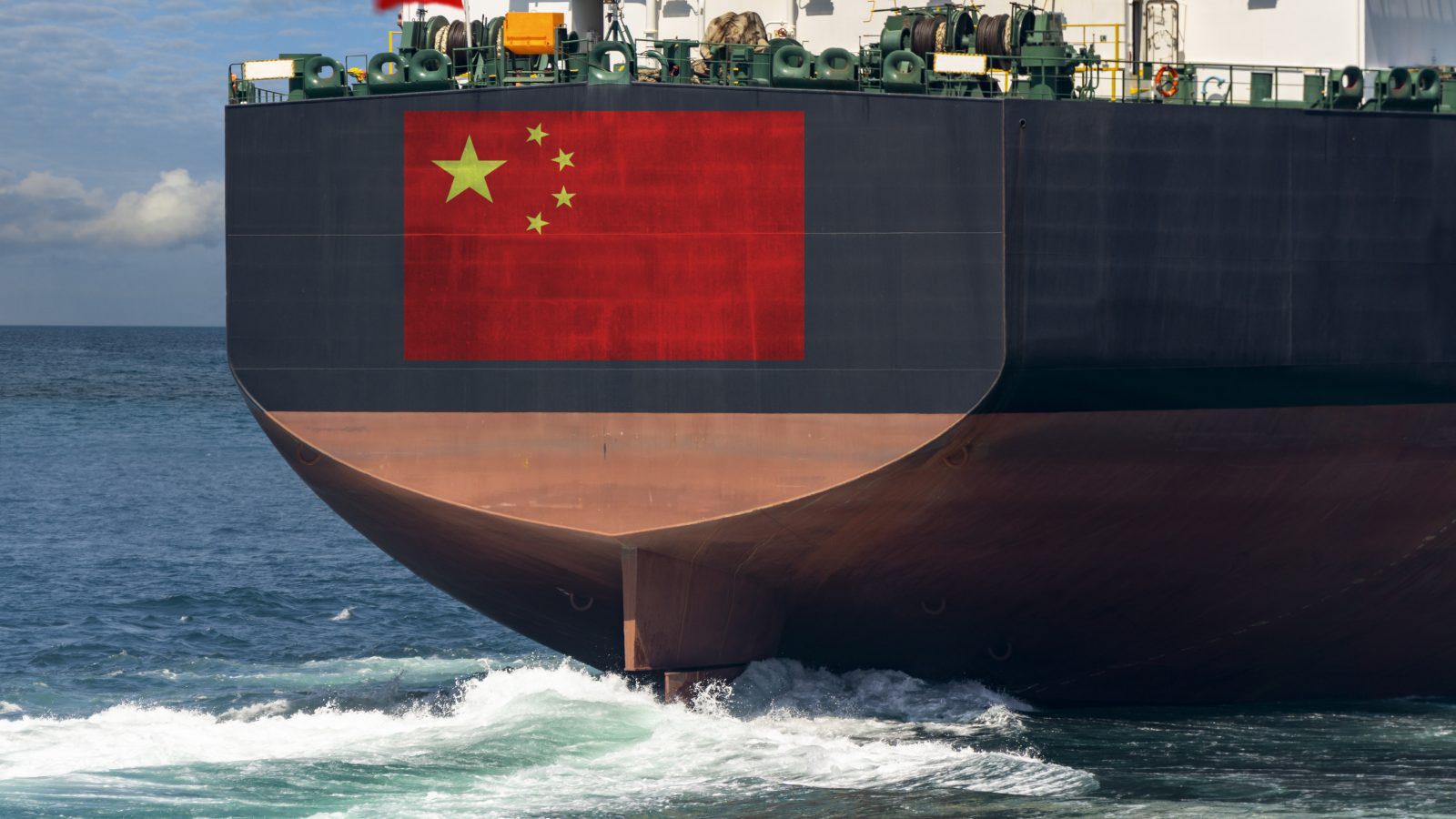中国の商用造船産業の成長は、同時に「海軍力の増強」も意味している | 米国が需要対応に苦戦するなか、着々と