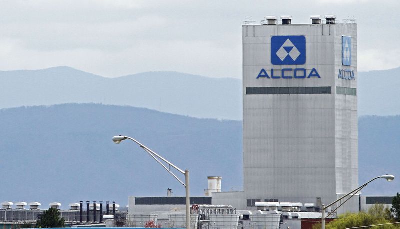 米アルコアが豪アルミナに買収提案、株式交換で22億ドル