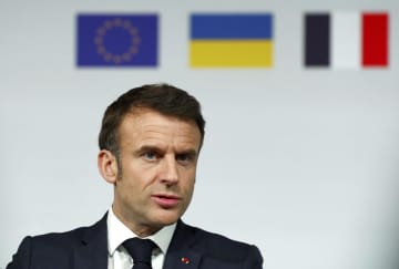 欧米部隊派遣も「排除せず」　仏大統領、ウクライナ支援会合