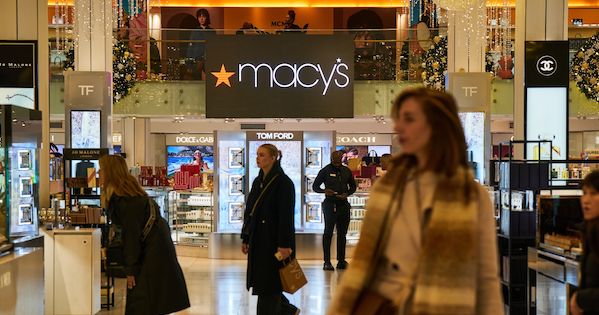 メーシーズ、150店舗を閉鎖へ－高級ブランドの成長に注力