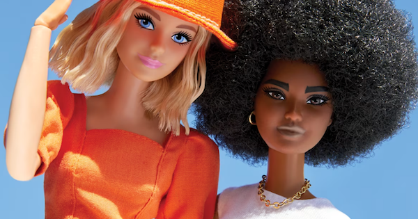 2024年夏もバービー旋風再び--「Barbie」ブランドの折りたたみ携帯電話が発売へ