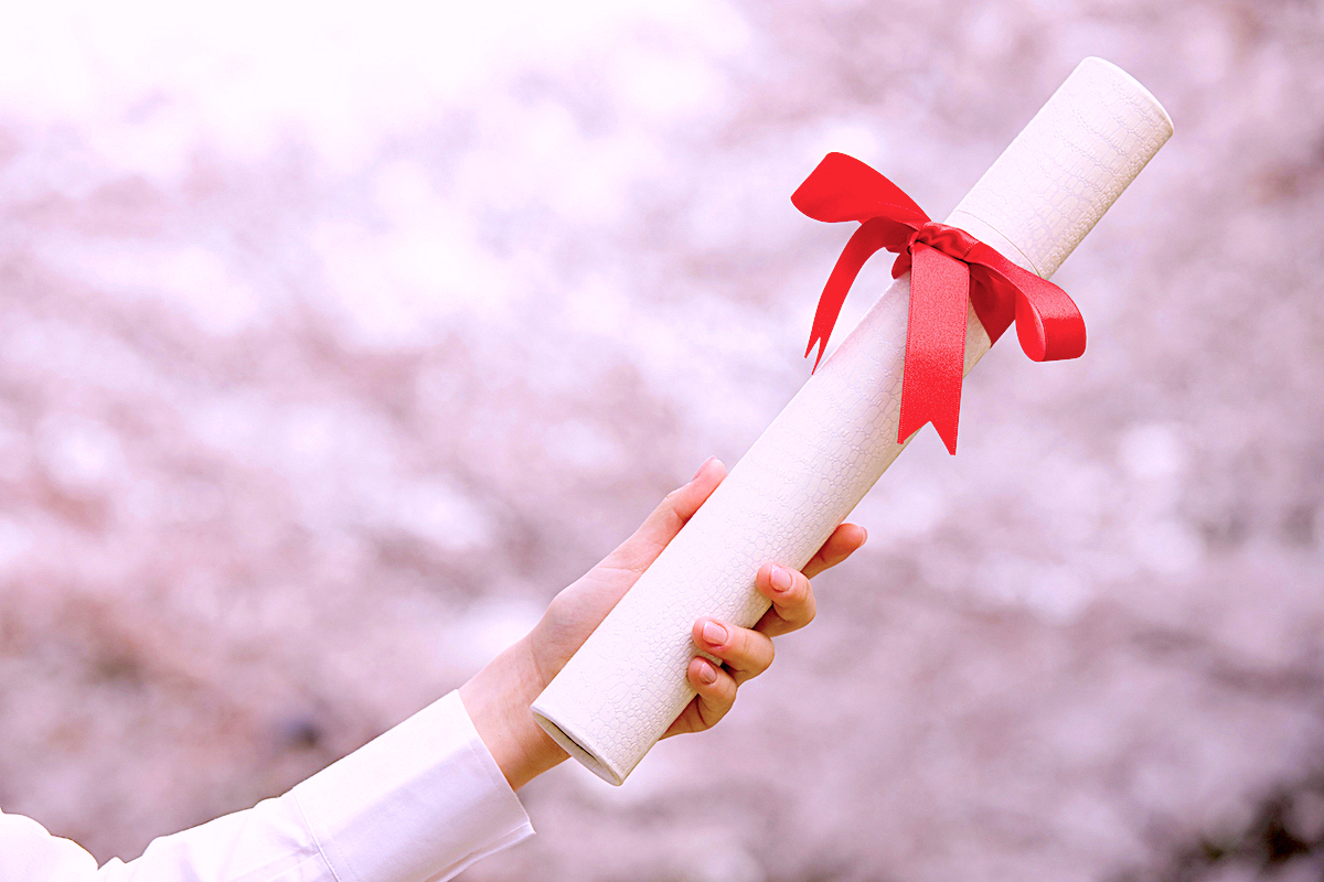 コロナ禍で入学式が叶わなかった卒業生たちへ　関西大学のSDGsなプレゼント