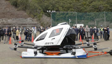 空飛ぶドクターカーを試験飛行　宮崎、27年度実用化目指し