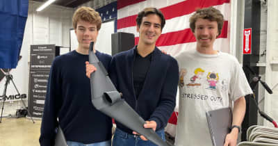 アメリカ大学生たち、500ドル未満でGPSに依存しない固定翼ドローンを制作