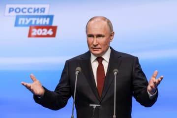プーチン大統領、圧勝で5選　87％超、史上最高得票