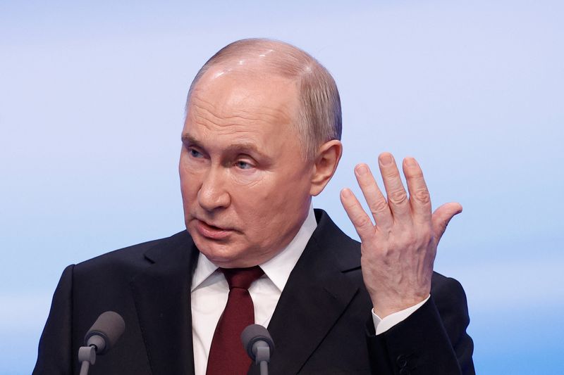 ロシアとＮＡＴＯ衝突なら「第3次大戦の一歩手前」、プーチン氏警告