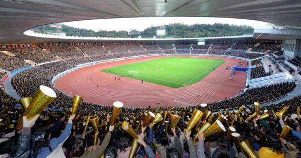 日本メディアは産経新聞だけが取材を許可されず　平壌開催のサッカー北朝鮮戦