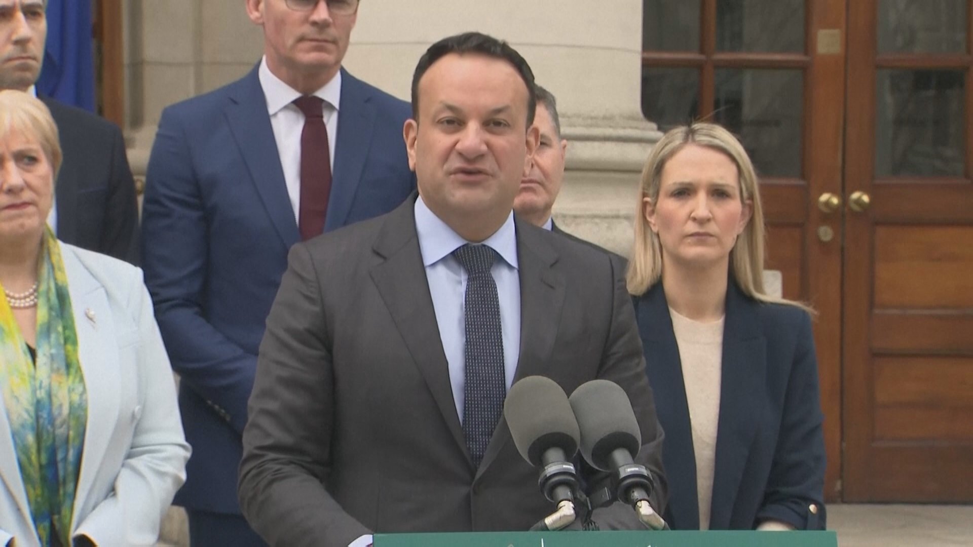 アイルランド首相が辞任へ 「政治家も人間であり限界はある」同性愛者公言の同国史上最年少首相