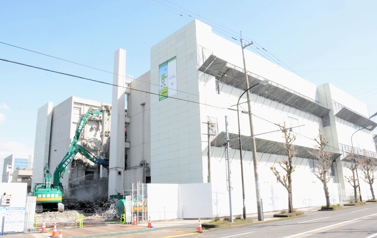 閉館した福井市文化会館の解体工事が本格化、移転事業は財政難で凍結…今後どうなる？