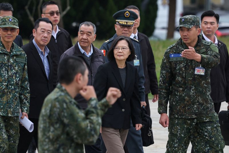 台湾総統が「戦時の逃亡準備」、1月選挙まで中国報道続く＝調査
