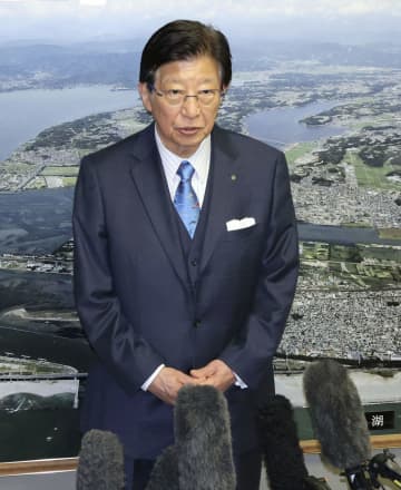 川勝平太知事が辞職表明、静岡　「野菜を売るのと違う」に批判殺到