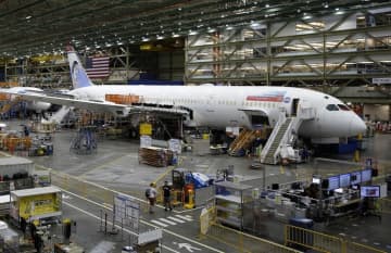 米連邦航空局、ボーイングを調査　中型機787の耐久性で内部告発
