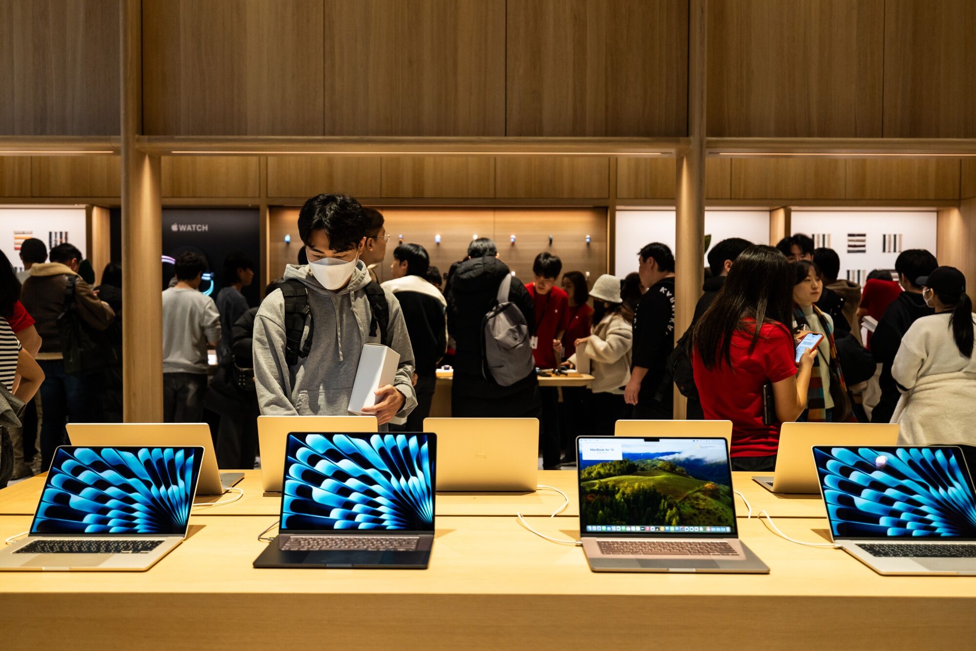 アップルがMacシリーズ刷新へ、新型「Ｍ４」チップ搭載－関係者