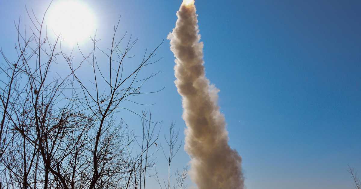 北朝鮮１９日に巡航ミサイル発射「超大型弾頭の威力確認」　前回２月から改良か