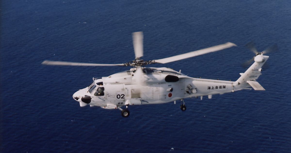海上自衛隊ヘリ2機墜落 鳥島沖で訓練中 　8人搭乗し1人死亡、7人不明
