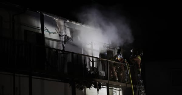 【火事】「2階が燃えている」と119番　広島市安芸区の集合住宅、消防車15台出動