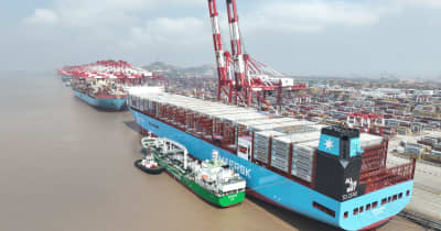 中国初、「船対船」方式のグリーンメタノール供給作業実施　上海洋山港