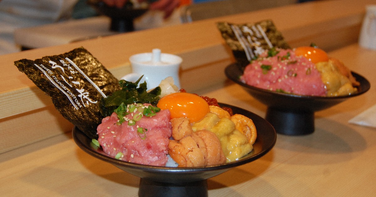 海鮮丼に日本人観光客も熱視線　人気の裏に「映え」とコスパ意識