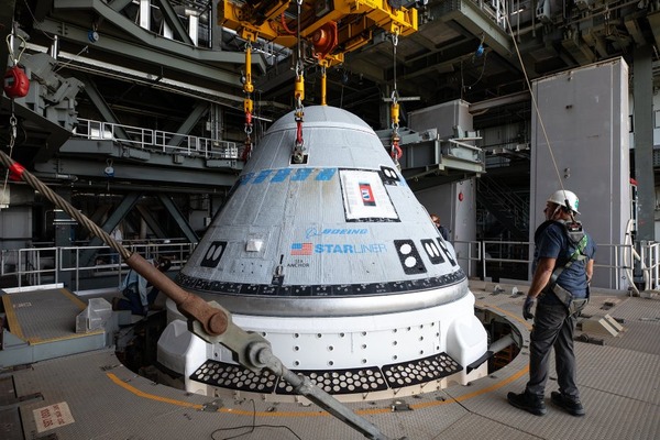 ボーイングの宇宙船スターライナー、初の有人試験飛行は5月6日実施へ。NASAが発表