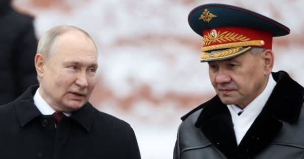 ロシアのショイグ国防相の交代、プーチン氏が提案　後任に経済学者のベロウソフ氏