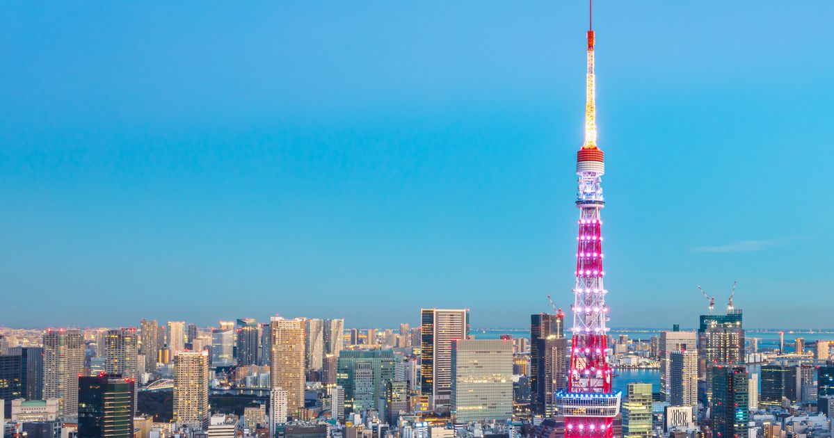 「東京タワーを横切るJALの飛行機」が圧巻。奇跡の瞬間はこう撮影された（写真）