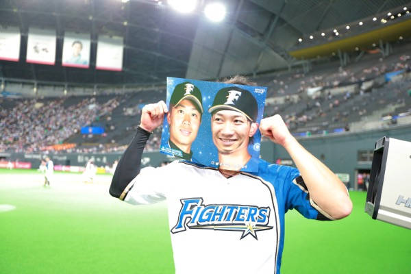 ss4836 日本ハムファイターズ 中田翔 2016 レプリカユニフォーム M