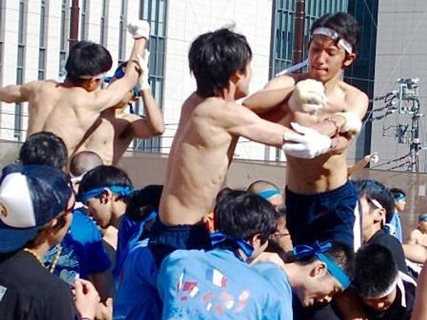 校長の姿勢がすべて。生徒、教員の心に火を灯す方法