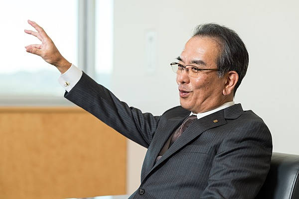 京セラトップが語る】変化に乗り遅れるな、挑戦せよ