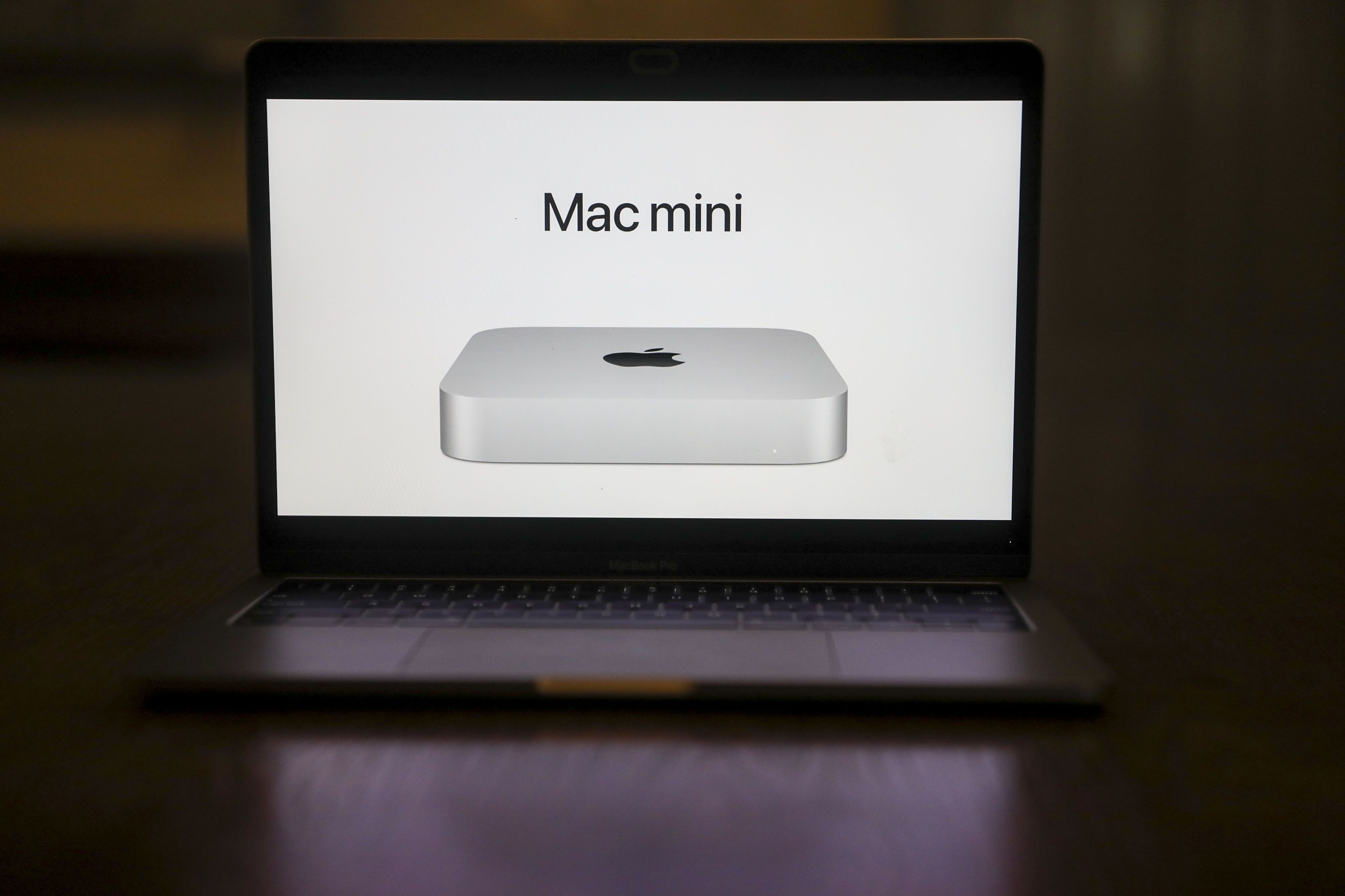 アップル、過去最小デスクトップMac miniを準備－ＡＩ重視戦略の一環