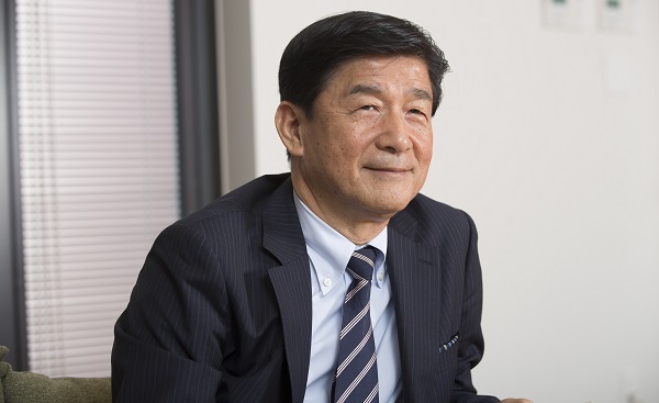 金森喜久男（かなもり・きくお） 1948年12月5日生まれ。愛知県名古屋市出身。1971年に松下電器産業株式会社（現:パナソニック株式会社）に入社した。同社で情報セキュリティ本部長などを務め、2008年4月にガンバ大阪の代表取締役社長に就任。2013年1月の退任まで、「お客様の満足」を第一に万博記念競技場の運営改革などを展開。スタジアム建設募金団体の代表理事も務め、今年10月竣工の市立吹田サッカースタジアムの建設に尽力した