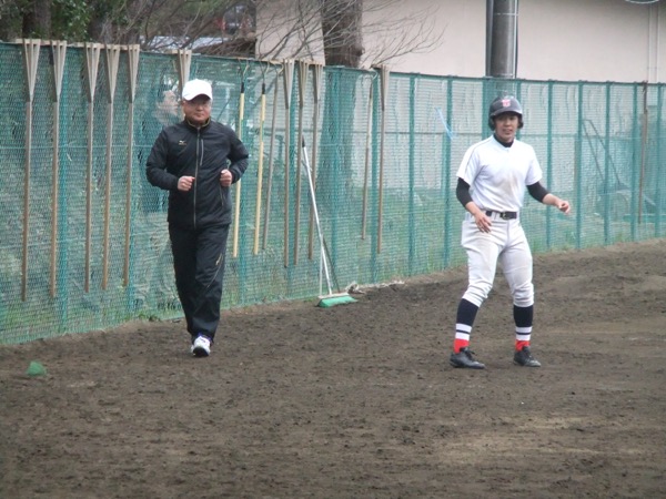 震災時に表れた本当の姿 野球部監督が背中で伝える 教育